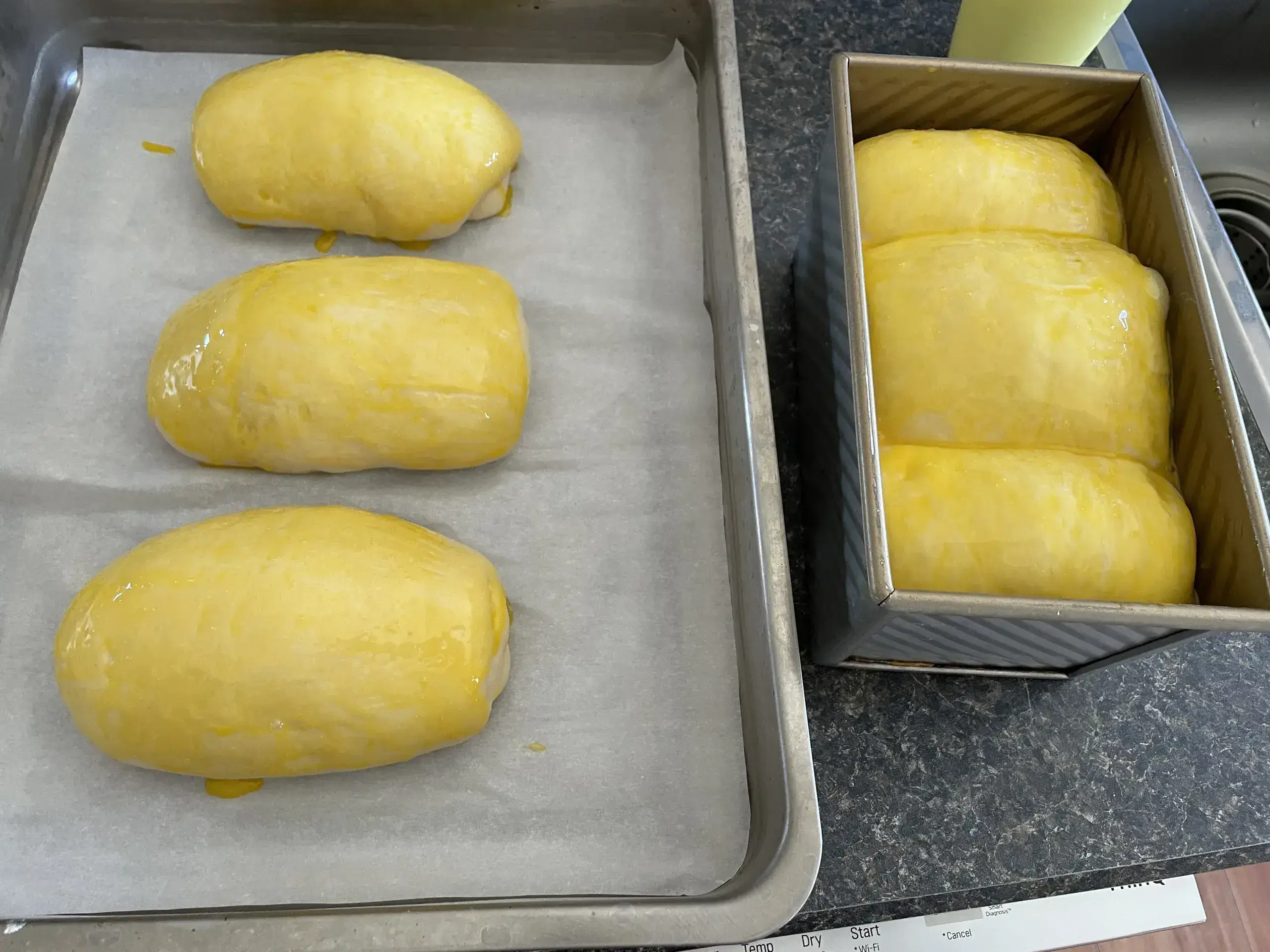 Learning to Bake Tangzhong (烫种) Bread